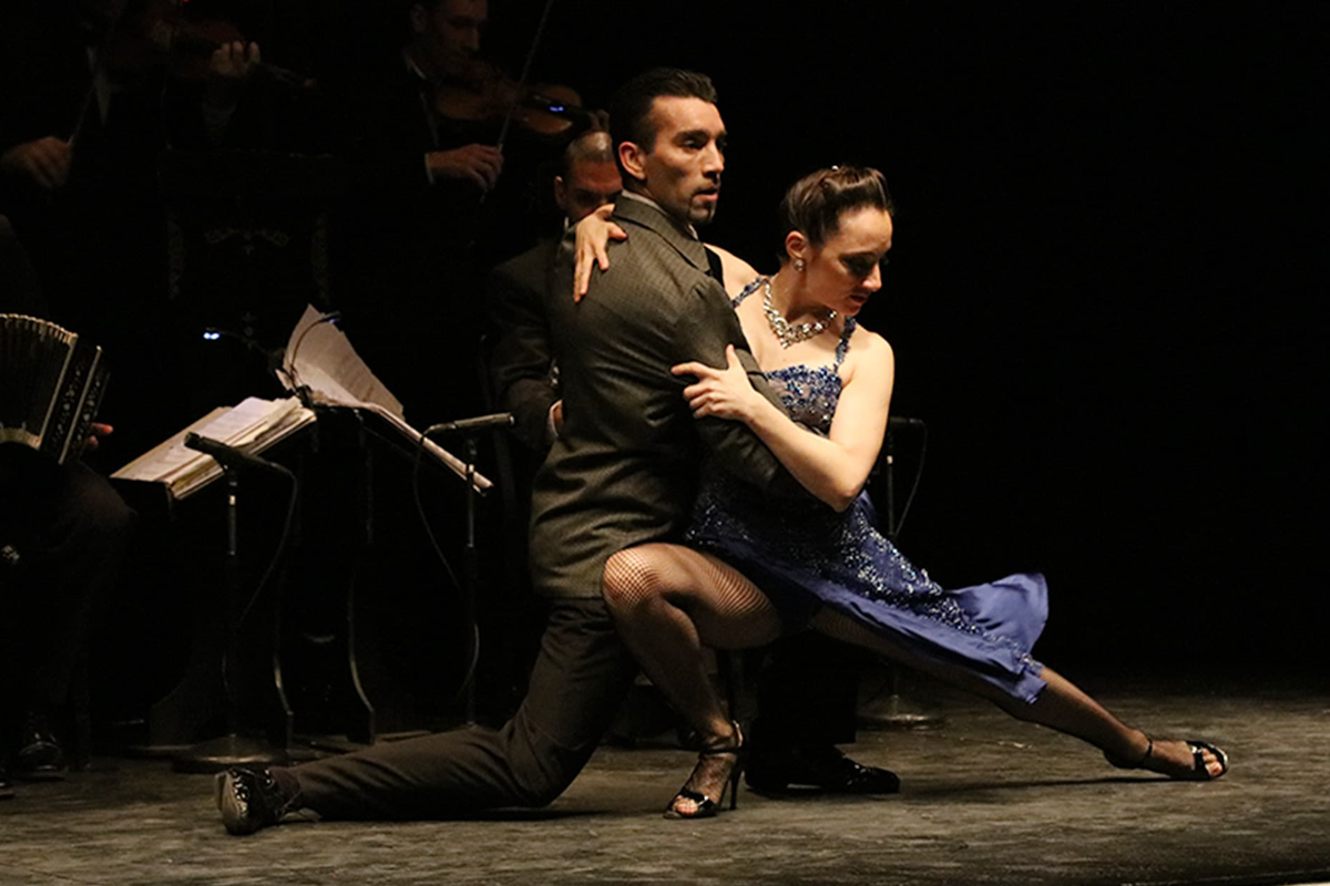 El show de tango es una de las actividades que debes presenciar en tu visita a Argentina.