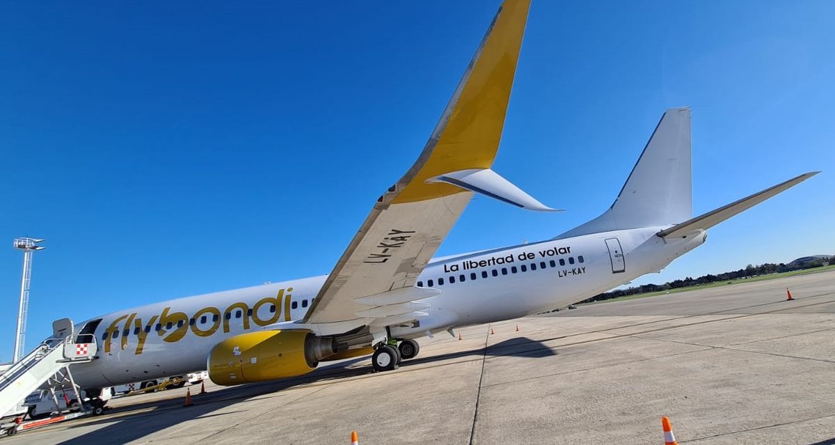 Flybondi se alista para iniciar sus operaciones en Paraguay.