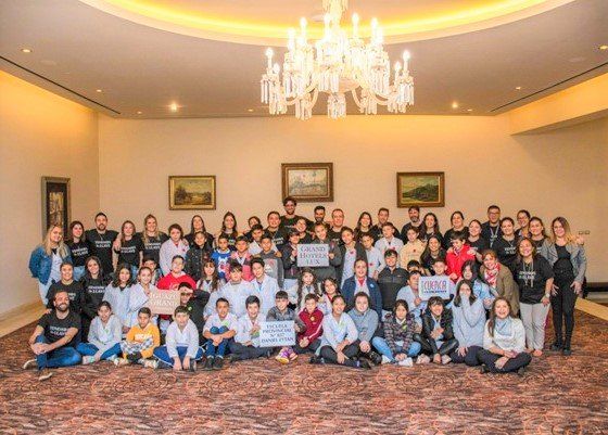 Cuenca del Plata Turismo trasladó a los alumnos que visitaron el hotel Grand Iguazú.