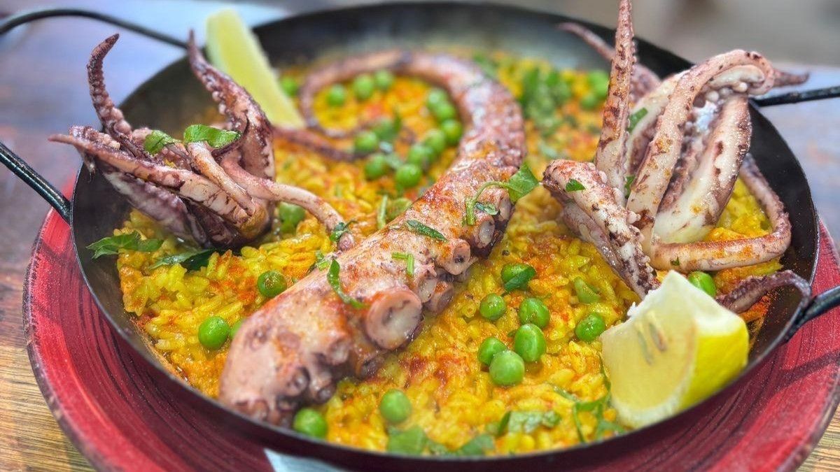 Gastronomía en Buenos Aires: De Lucía organiza un evento mensual para rendir homenaje al flamenco y las tapas españolas. 