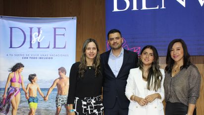 Carolina Quecano, directora corporativa de Mercadeo y Publicidad; Mauricio García, director comercial; Lina Ruiz Jefe de Marketing Colombia; y Eliana Daza, gerente regional de Ventas de Hoteles Decameron.