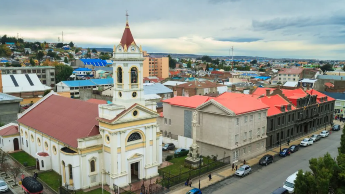 Magallanes: exdirector de Sernatur Víctor Román fue criticado duramente por Claudio Radonich, alcalde de Punta Arenas.