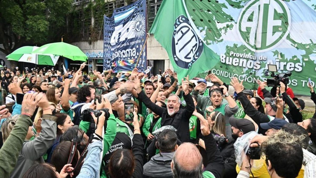La protesta de ATE en aeropuertos y el paro parcial en el Servicio Meteorológico generan preocupación por posibles demoras en vuelos y complicaciones operativas para este viernes.
