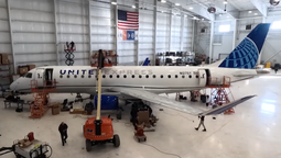 United Airlines comenzó a equipar a su flota regional con tecnología Starlink.