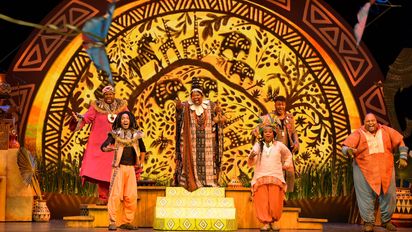 Disneyland Resort presentó una nueva puesta en escena de “Tale of the Lion King”, una adaptación teatral única de “The Lion King” de Disney, en el Fantasyland Theatre en Disneyland Park.