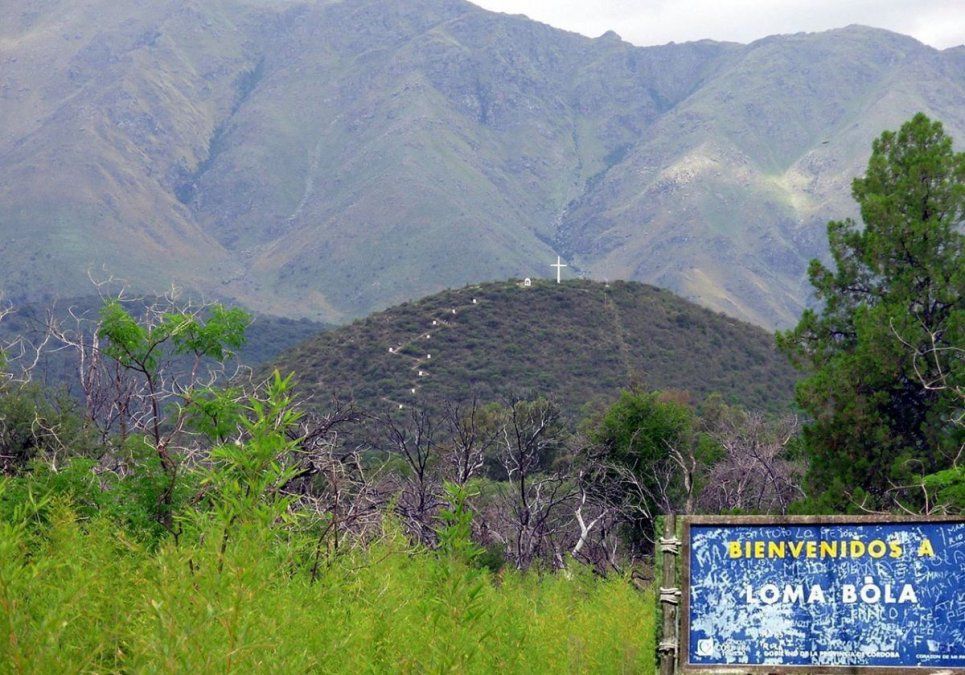 Loma Bola es un bello y pequeño poblado escondido en el Valle de Traslasierra de Córdoba perfecto para escapadas.