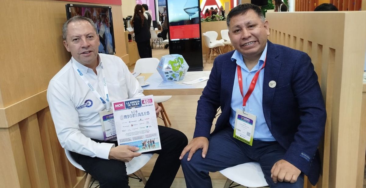 Participantes y expositores en el marco de la Vitrina Turística Anato visitan  el stand de Ladevi Medios y Soluciones. 