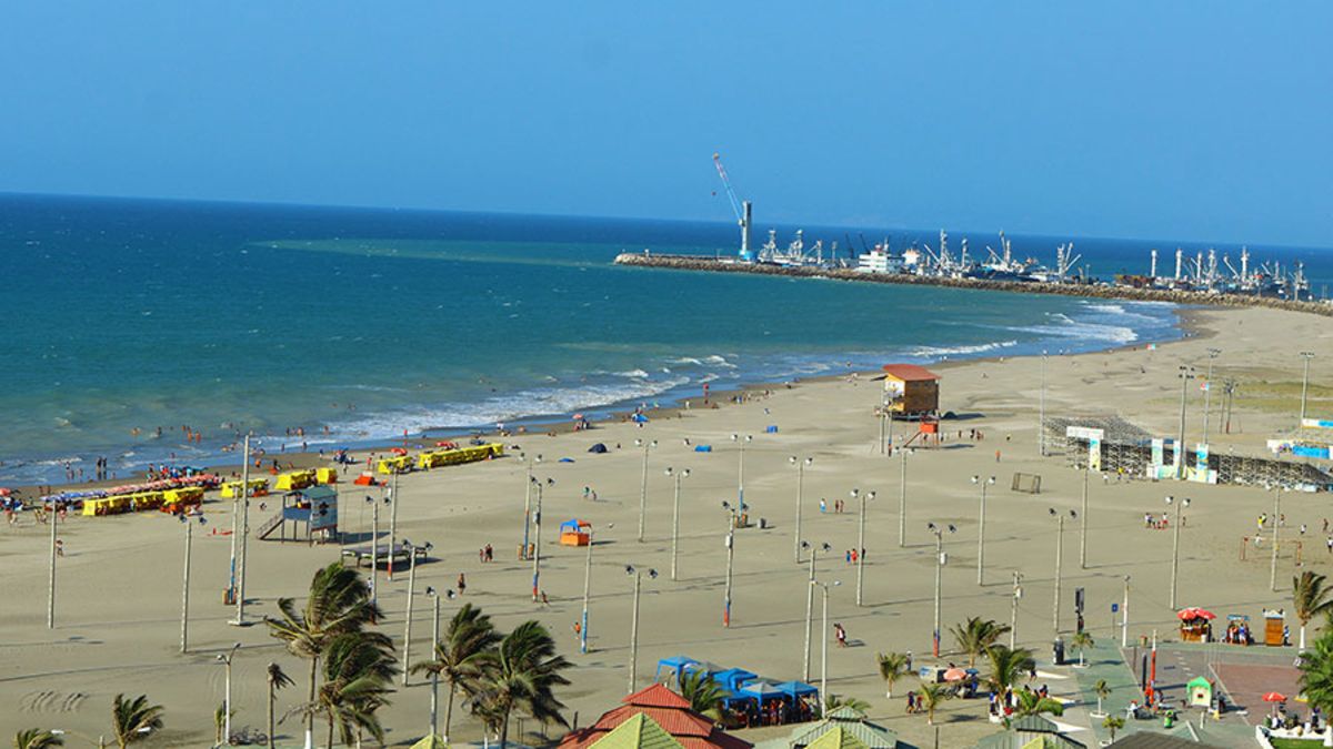 Manta fue uno de los balnearios que registró una alta ocupación hotelera durante el feriado de Semana Santa. - Ladevi Medios y Soluciones Manta fue uno de los balnearios que registró una alta ocupación hotelera durante el feriado de Semana Santa.
