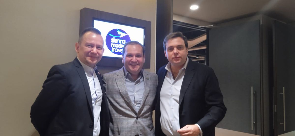 Imagen tomada durante el desayuno - seminario de Sierra Madre.