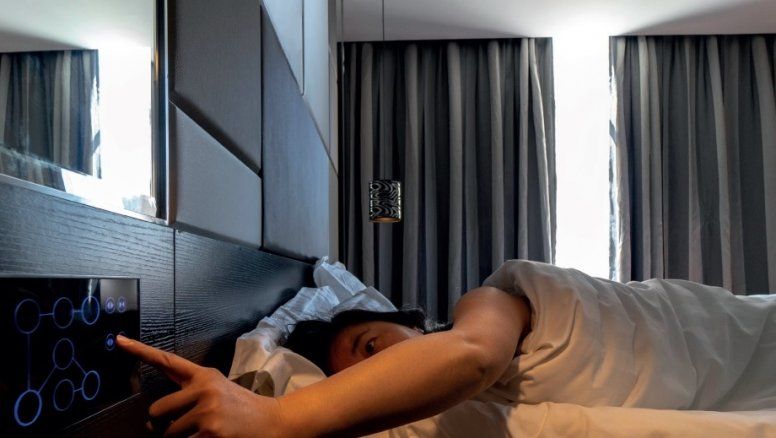 Forest Group presentó un sistema de cortinas e iluminación LED integrada, que se puede comandar desde una app.&nbsp;