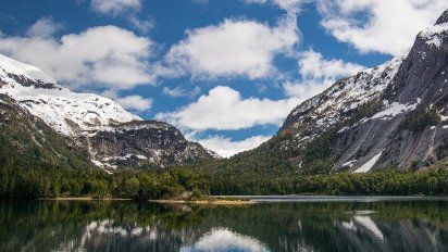 Covid-19: El Gobierno flexibiliza las restricciones a los viajes. A días del fin de semana largo, conoce los requisitos necesarios para viajar por Argentina.
