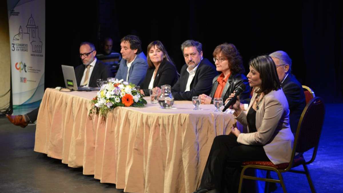 Turismo: fortalecer la representación y profesionalización del sector.