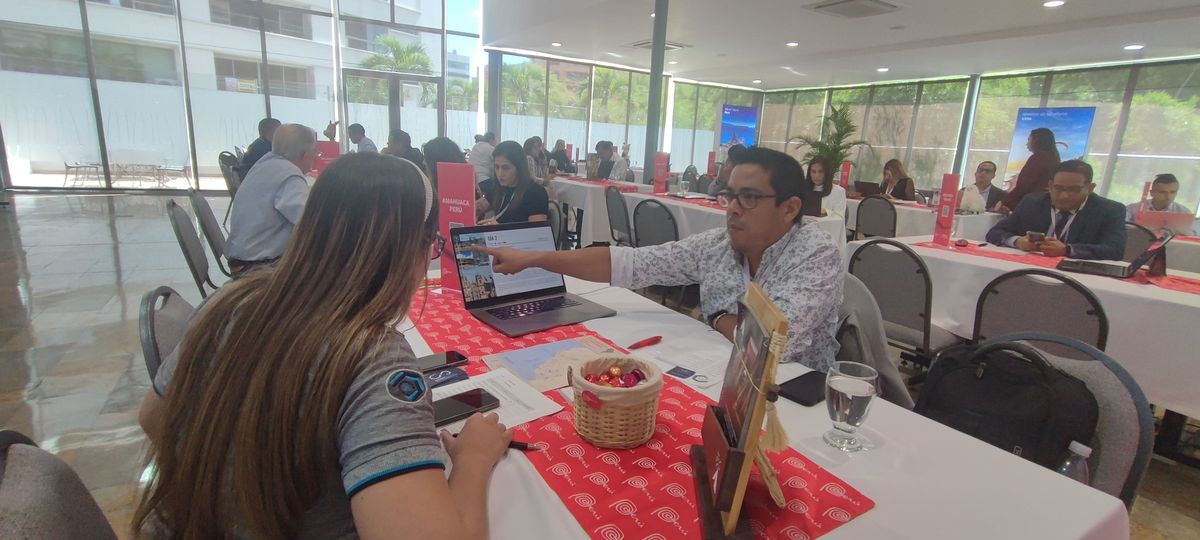 Roadshow de PromPerú en Medellín.
