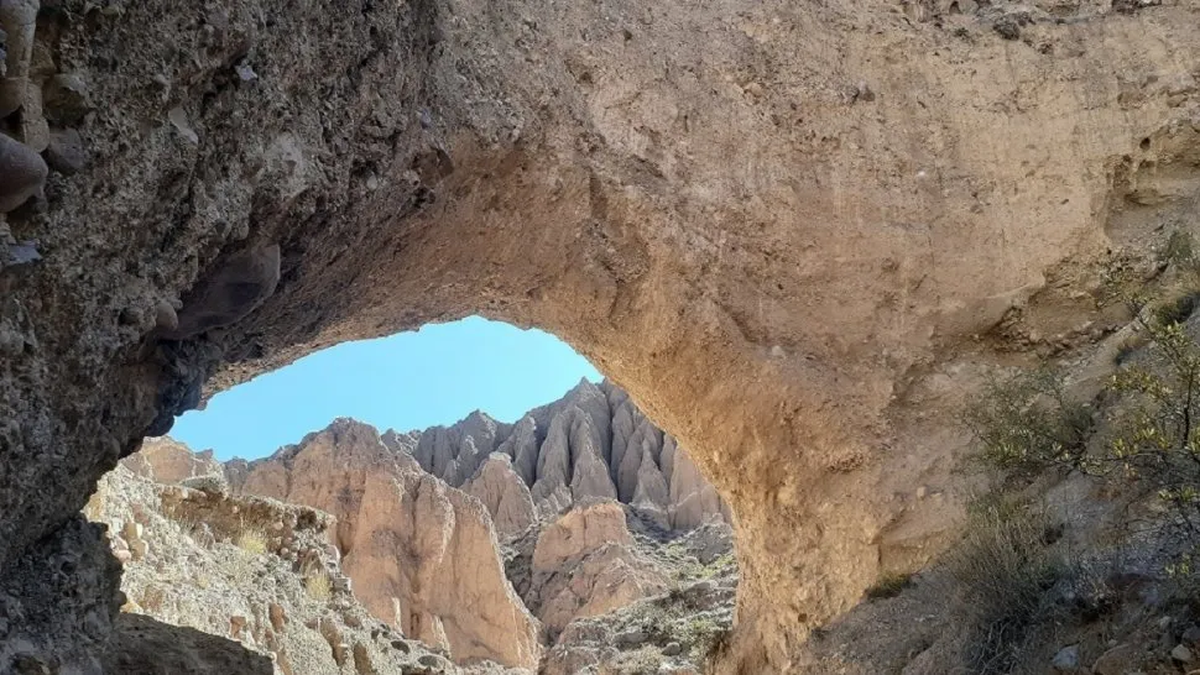 El pueblito secreto de Maimará de Jujuy cuenta con increíbles lugares para descubrir y explorar en tus escapadas a esta bella región argentina. El pueblito secreto de Maimará de Jujuy cuenta con increíbles lugares para descubrir y explorar en tus escapadas a esta bella región argentina.