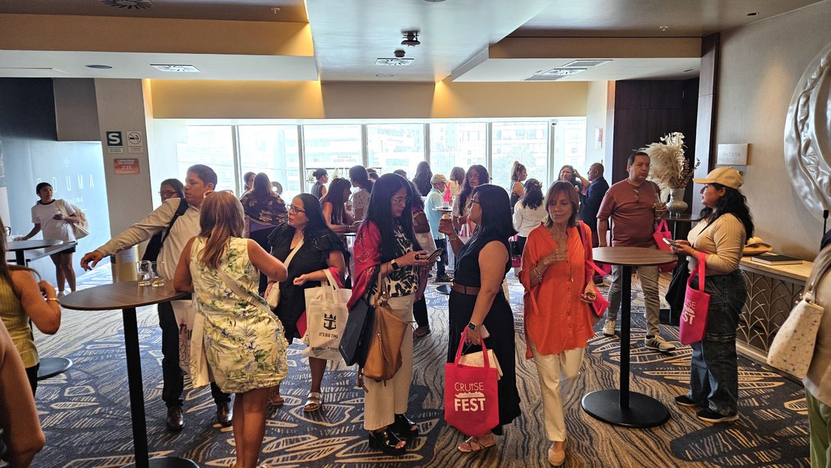 Agentes de viajes presentes en el Cruise Fest.