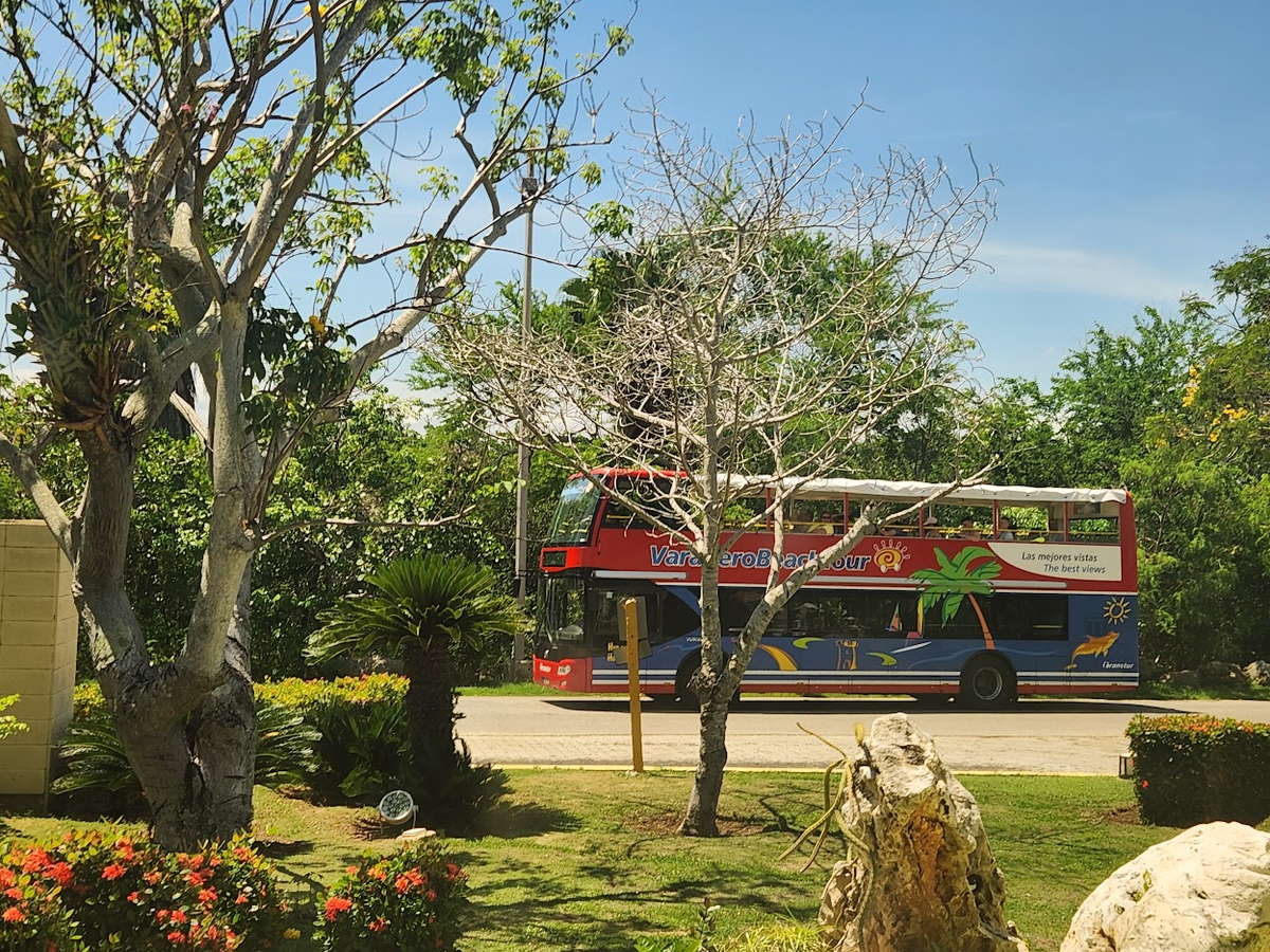 Buses turísticos Varadero Beach Tour.