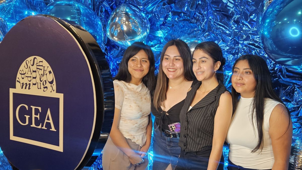 Los agentes tambi&eacute;n pudieron tomarse algunas instant&aacute;neas para recordar este momento.