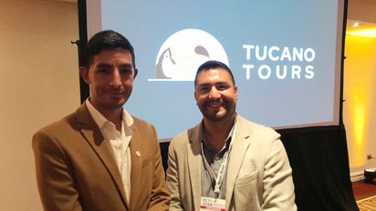 Rodolfo Spella y Nicolás Duarte al comienzo de la presentación de Tucano Tours.