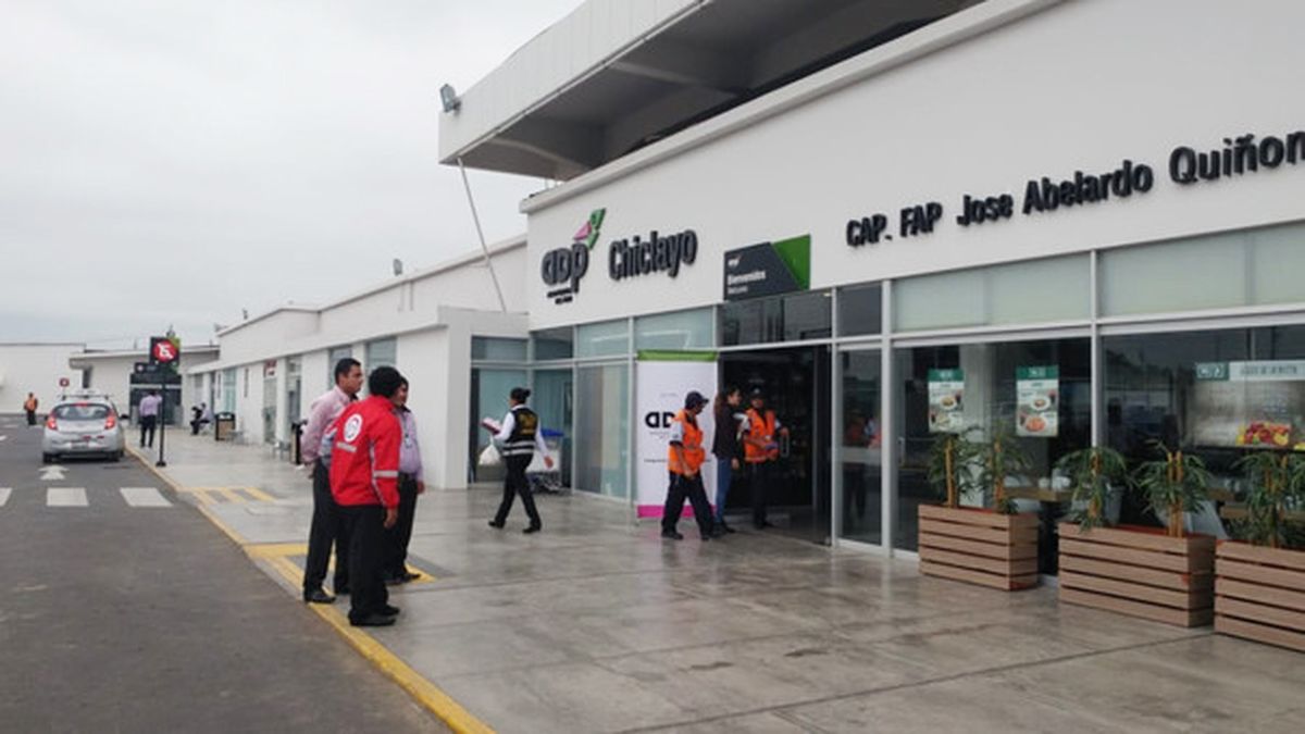 El MTC informó que obras en pista de aterrizaje de aeropuerto de Chiclayo demandaron una inversión US$ 48.9 millones. - Ladevi Medios y Soluciones El MTC informó que obras en pista de aterrizaje de aeropuerto de Chiclayo demandaron una inversión US$ 48.9 millones.