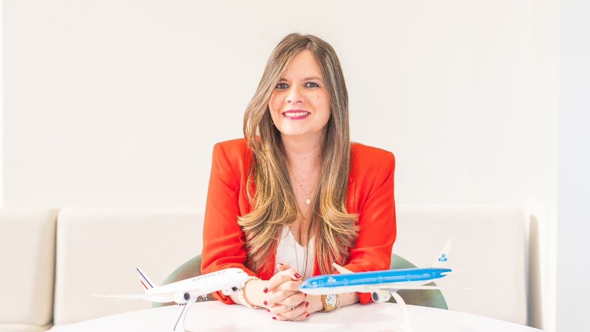 Diana Vargas, gerente comercial de Air France KLM para Colombia, subraya que la adopción de inteligencia artificial busca generar valor real en las operaciones.