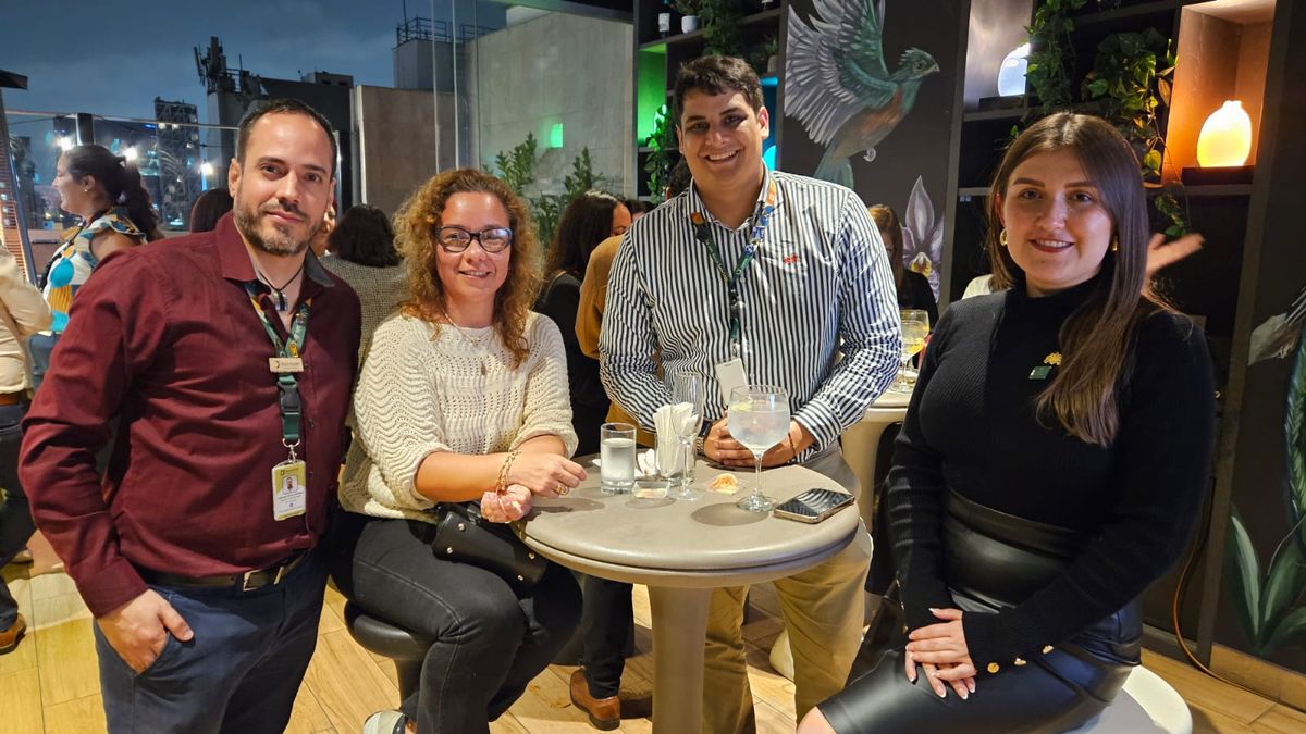 Luego de la presentación de Paradisus, agentes de viajes compartieron una noche en camaradería.