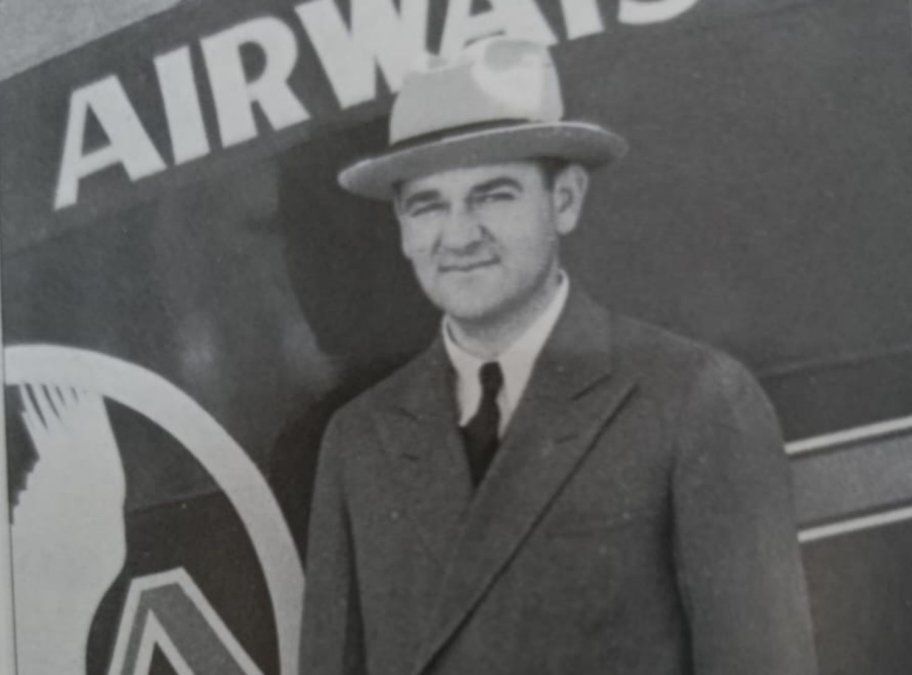 Cyrus Rowlett Smith, el mítico CR conductor de American Airlines por más de 30 años.