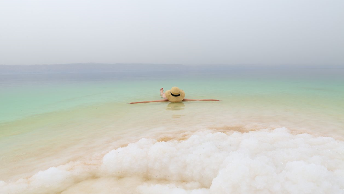 Jordan Experience Tours habla sobre Jordania y sus destinos turísticos, como el Mar Muerto, en Medio Oriente.