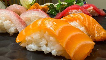El restaurante Hirose Sushi ofrece toda la gama de platos originarios de Japón.