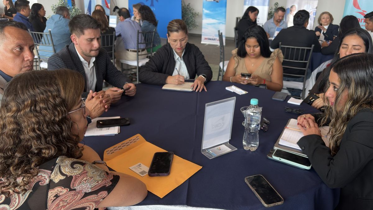 Rueda de negocios de Polimundo en Quito.