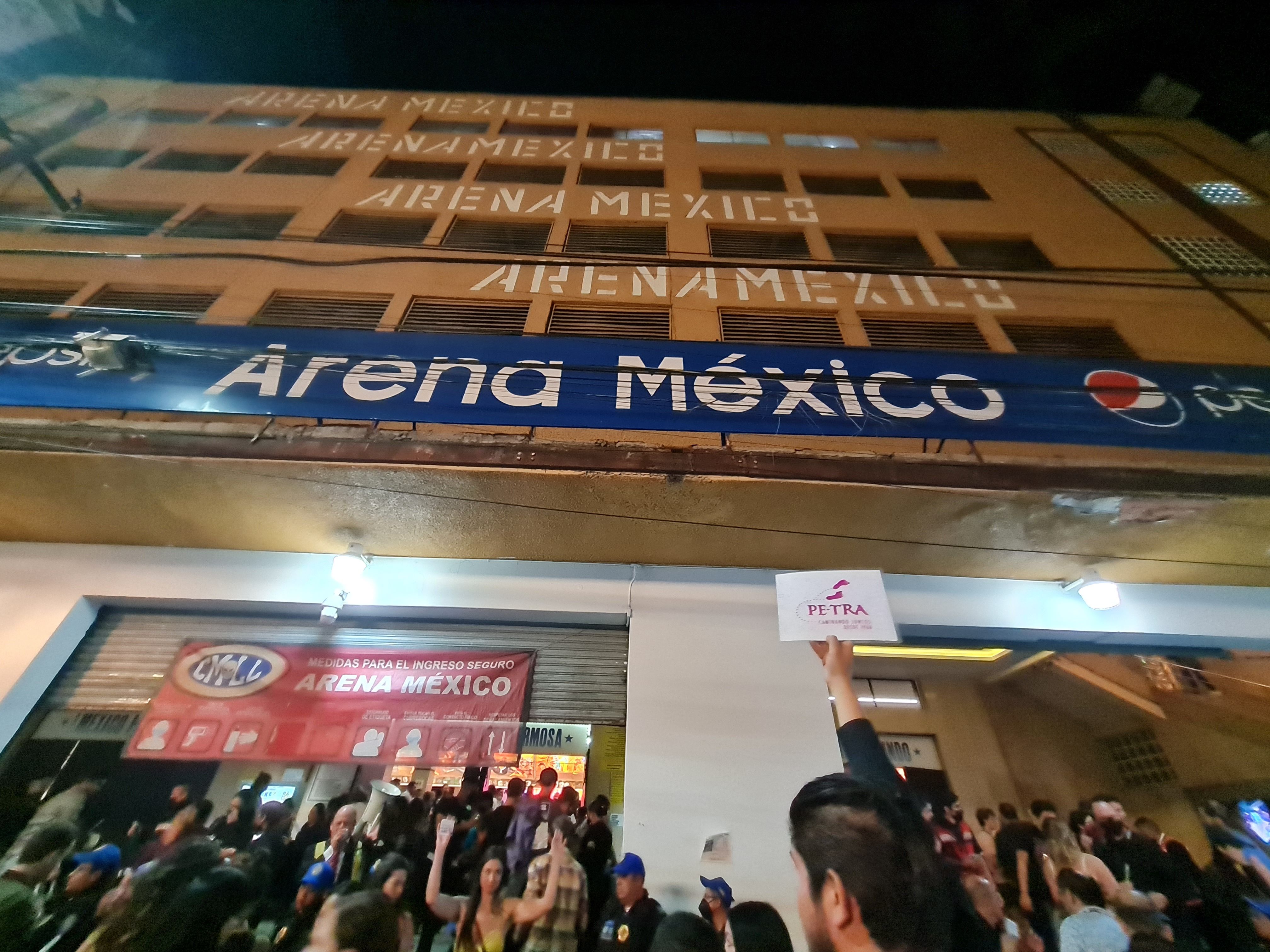 Pe-Tra Operadora compartió un momento especial junto a agentes de viajes de Viajes American Express.