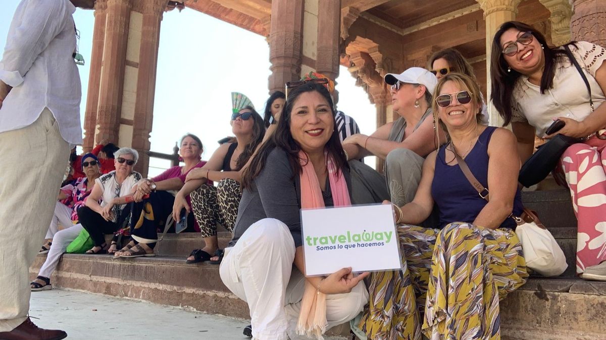 Travelaway llevó a 15 agentes de viajes a un FAM con un circuito por India. Travelaway llevó a 15 agentes de viajes a un FAM con un circuito por India.