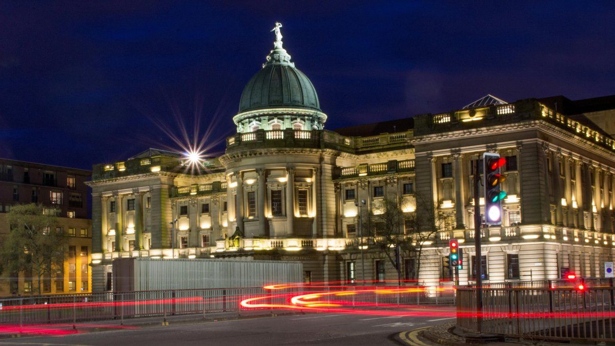 Vacaciones 2026 por Europa: Glasgow es la ciudad vibrante de Escocia. Se destaca por impresionante arquitectura victoriana.