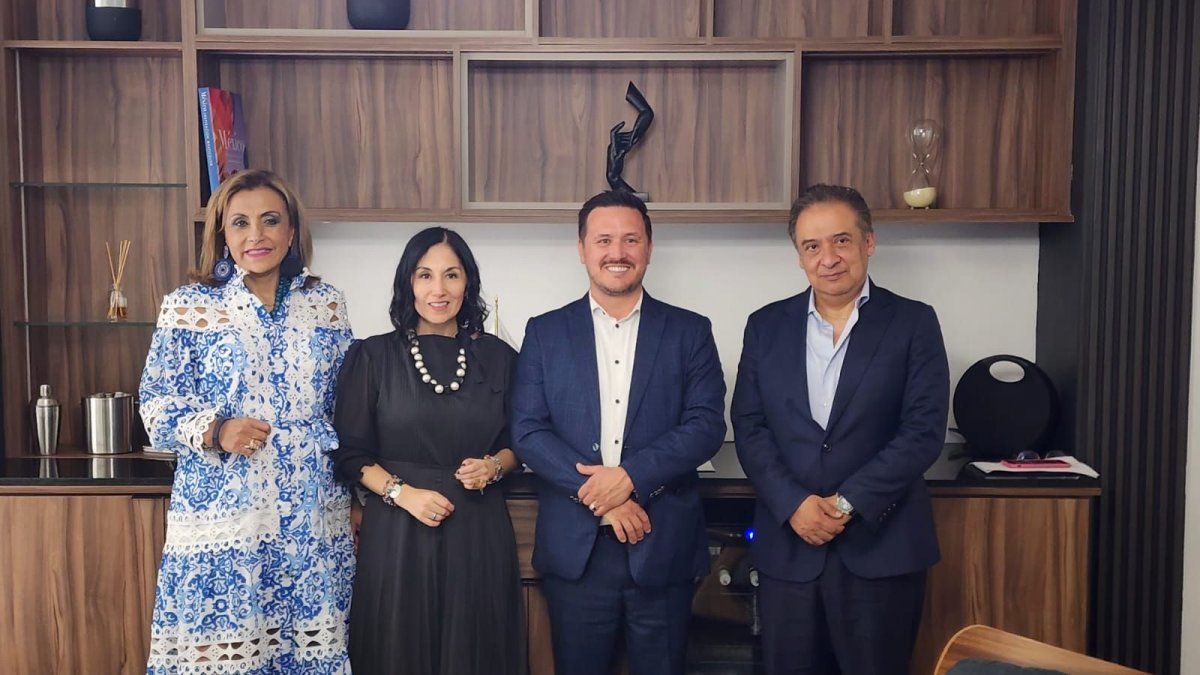 Judith Guerra, Grace Cortés, Arturo Gutiérrez Valdovinos y Reynaldo Islas.