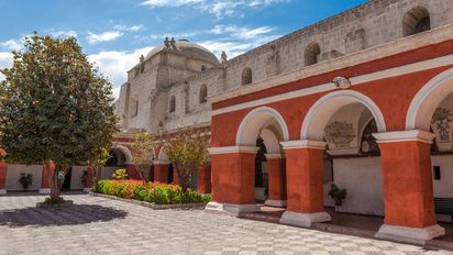 El monasterio de Santa Catalina, principal atractivo turístico de la ciudad de Arequipa, recibió a 233 mil visitantes en 2025.