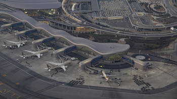 Priemeros vuelos desde el aeropuerto internacional de Abu Dhabi tras los ataques de Irán a Emiratos Árabes.