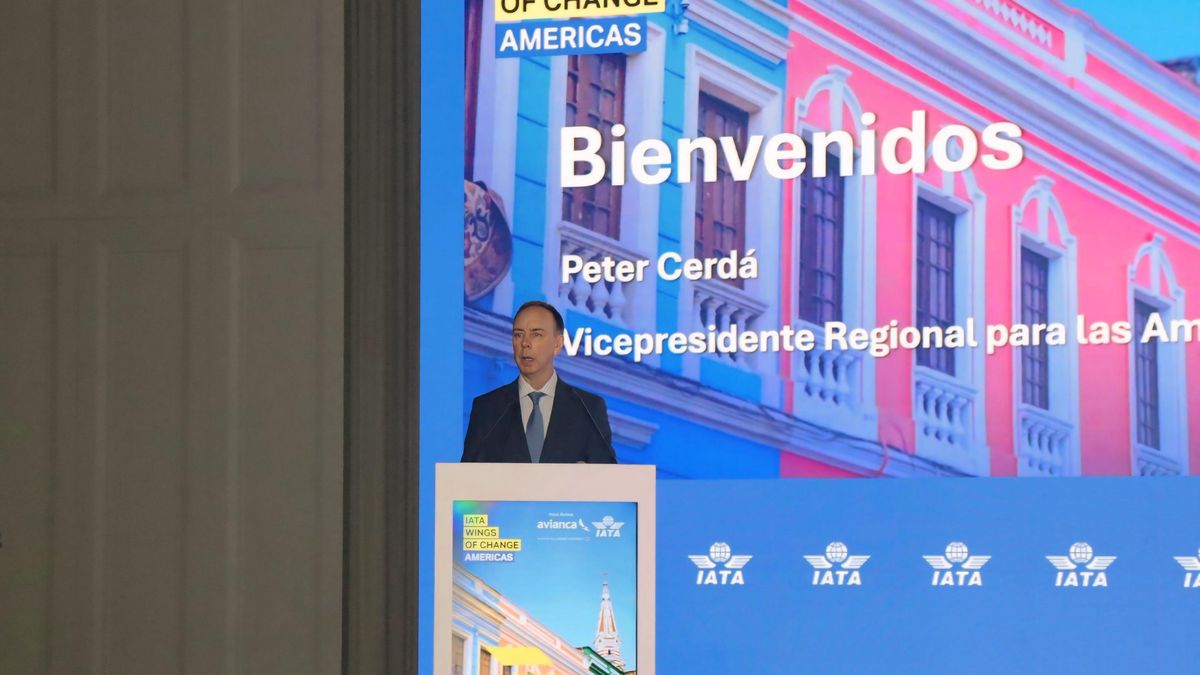 IATA propone marcos regulatorios más eficientes para apoyar el crecimiento proyectado del sector.