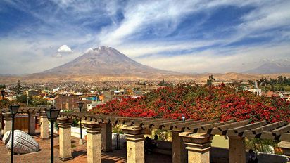 Ubicada en el sur de Perú, Arequipa cuenta con diferentes lugares turísticos interesantes que no puedes dejar de visitar.