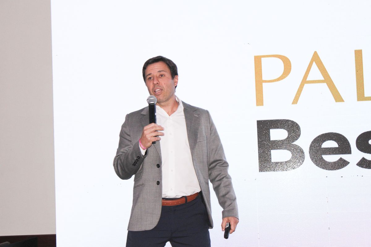 "Los profesionales del turismo son una pieza fundamental en la cadena de comercialización", dijo Mario Viazzo.