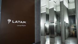 Una experiencia que combina elegancia, gastronomía local y sostenibilidad redefine la forma de esperar un vuelo en el Aeropuerto Internacional El Dorado.