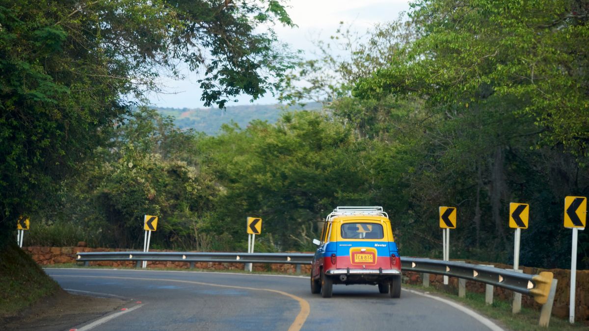 Tanto por tierra como por aire, llegar a San Gil se ha convertido en una experiencia que anticipa la aventura que espera en el destino. &nbsp; &nbsp; &nbsp; &nbsp;