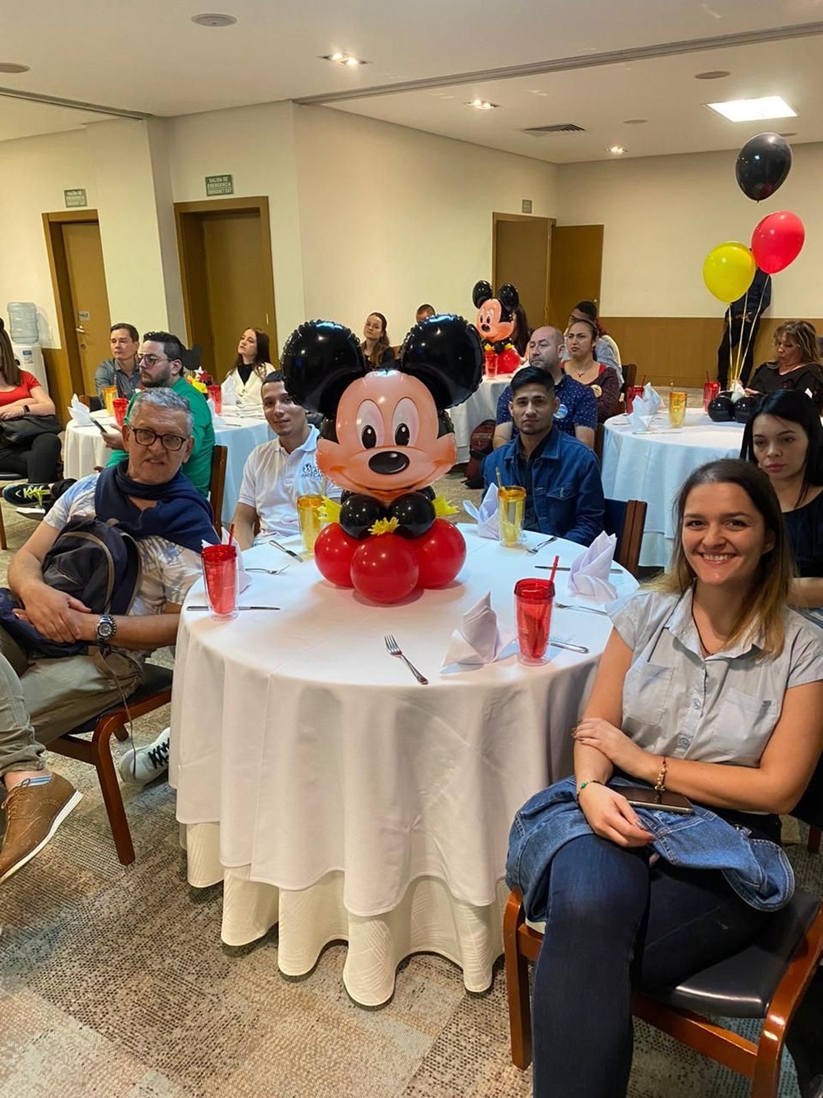 Caravana de PriceAgencies y Disney Destinations en Colombia.