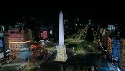 altText(¿Por qué el Obelisco está cubierto con bolsas de plástico?)}