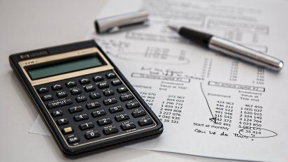 Llamado urgente para diferir pagos de obligaciones fiscales
