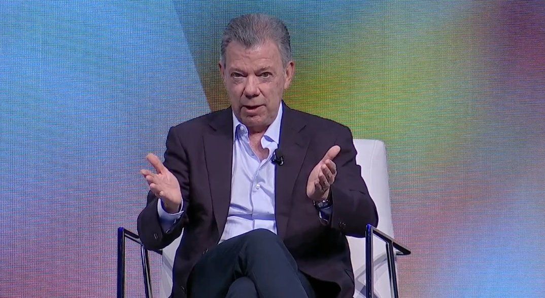 Juan Manuel Santos fue el orador principal del primer día de la Cumbre de WTTC.