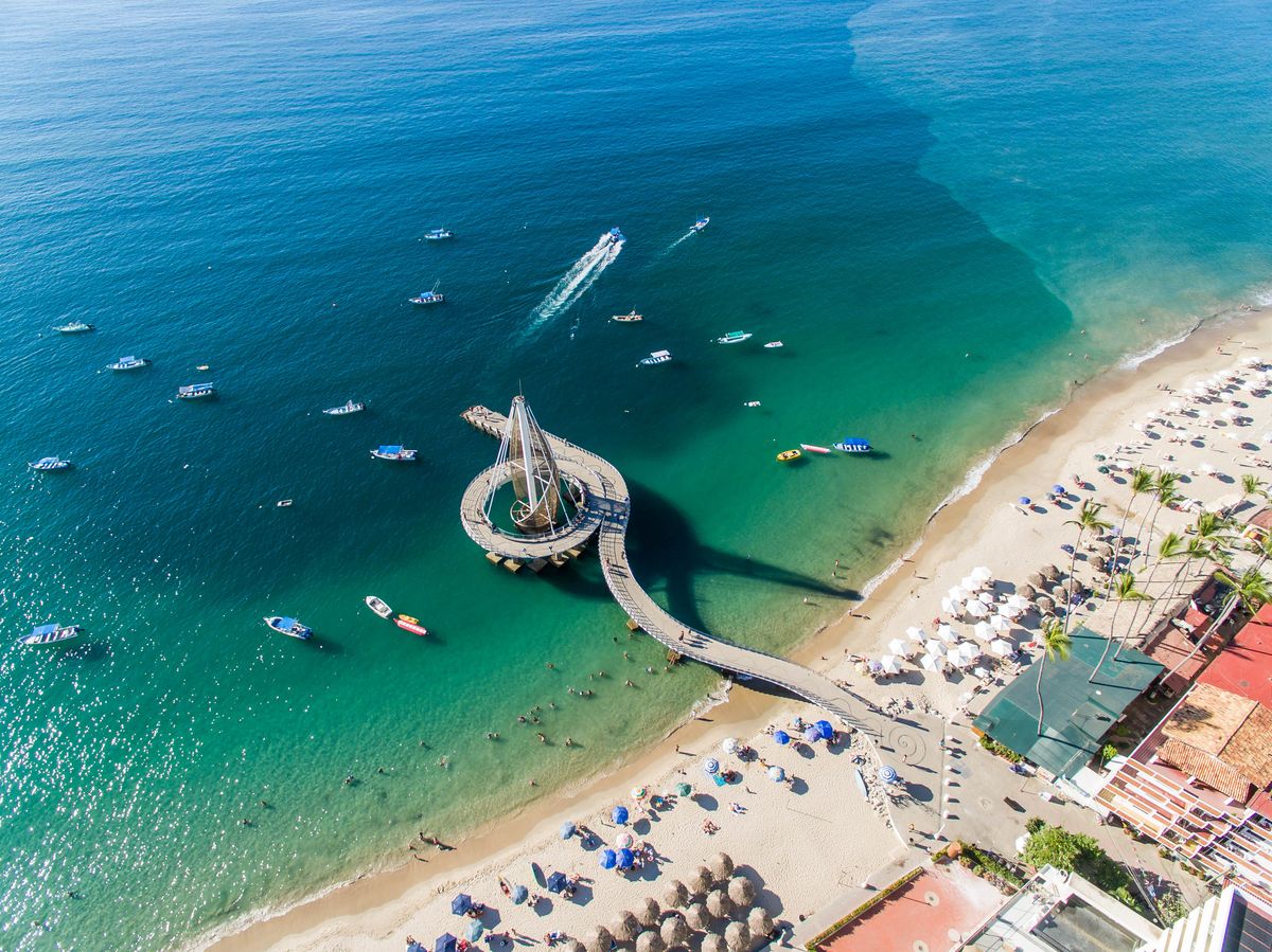 Puerto Vallarta recibirá vuelos provenientes de Las Vegas.