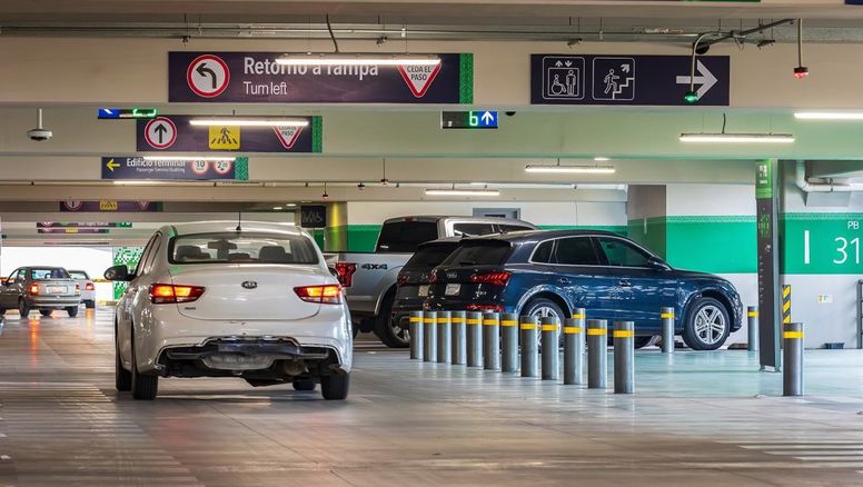Te compartimos toda la información que debes saber sobre el servicio de estacionamiento del AIFA si tienes progamado un vuelo desde dicha terminal.