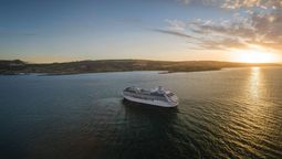 Oceania Aurelia, el flamante navío de Oceania Cruises que realizará itinerarios de 180 días alrededor del mundo.