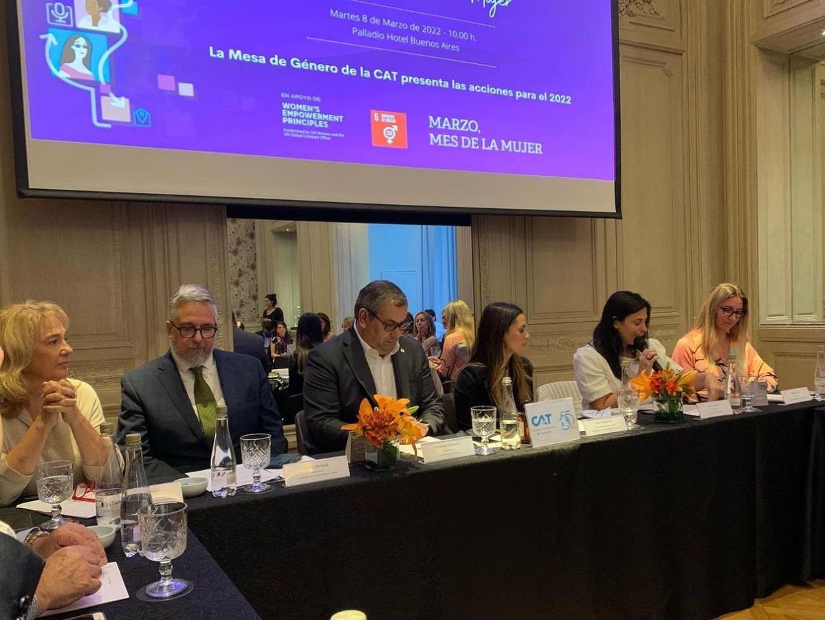 La Comisión de Género de la Cámara Argentina de Turismo planteó los ejes de trabajo para revertir la ecuación desigual.