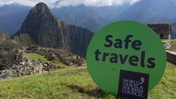 En una ceremonia realizada en Machu Picchu, el WTTC otorgó a Perú el sello internacional Safe Travels.