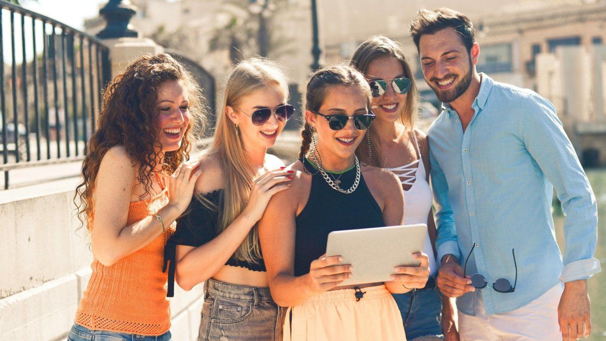 Los viajes para aprenderinglés en Inglaterra ayudan a mejorar la pronunciación y la fluidez.&nbsp;